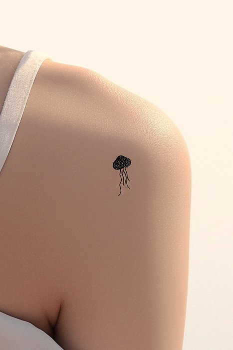 Minimalist Jellyfish Tattoo Design Idea 42